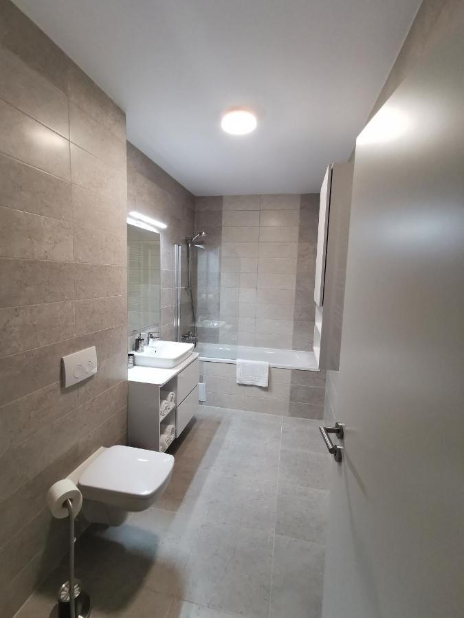 Kronbed Apartments Braşov Buitenkant foto