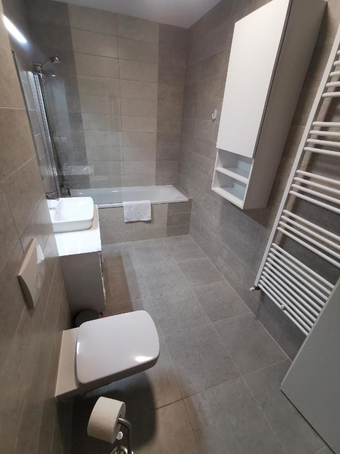 Kronbed Apartments Braşov Buitenkant foto